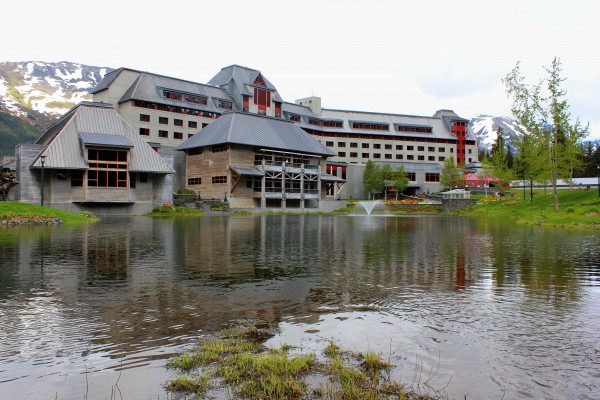 KennethAbbey_HotelAlyeska_edit